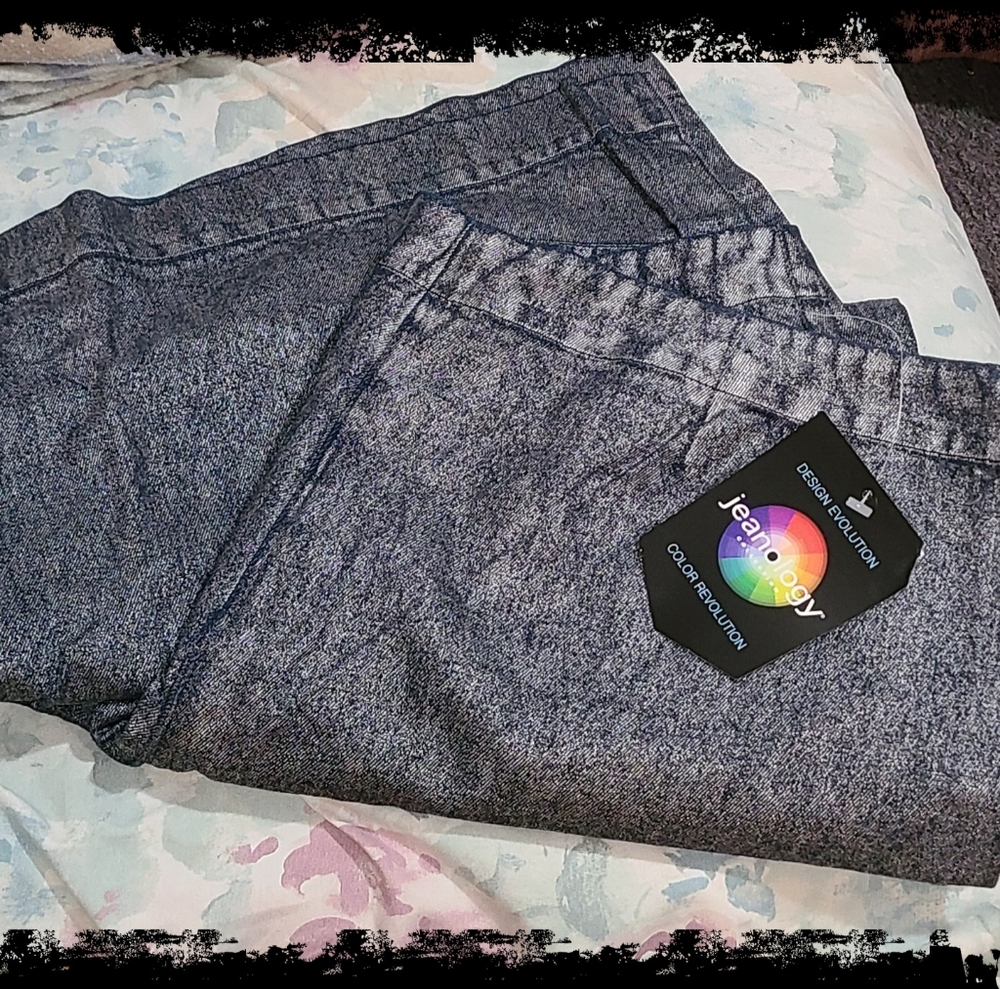 Offer$24🌷Bling Jeans! Jeanology Shiny Gaucho Pant
